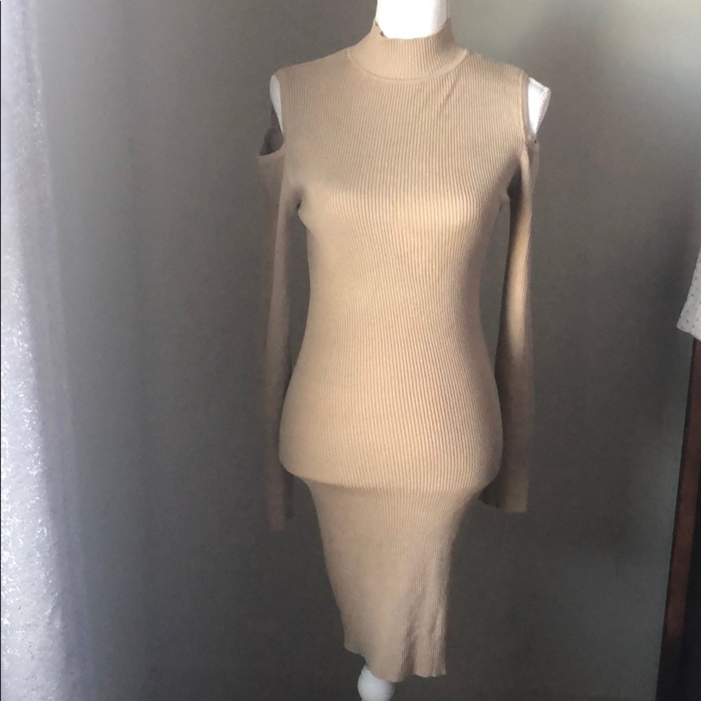 BNWT tan ribbed turtleneck midi dress size large